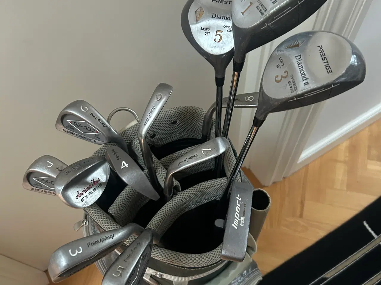 Billede 3 - Golfkøller med bag