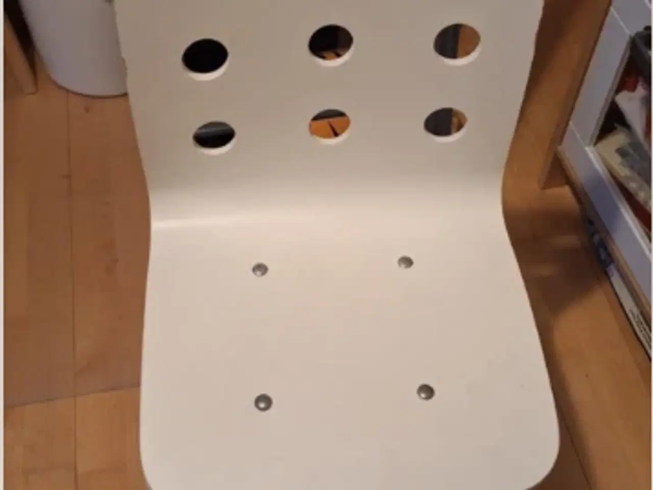 Billede 1 - IKEA Børnestol Børnestol Hvid