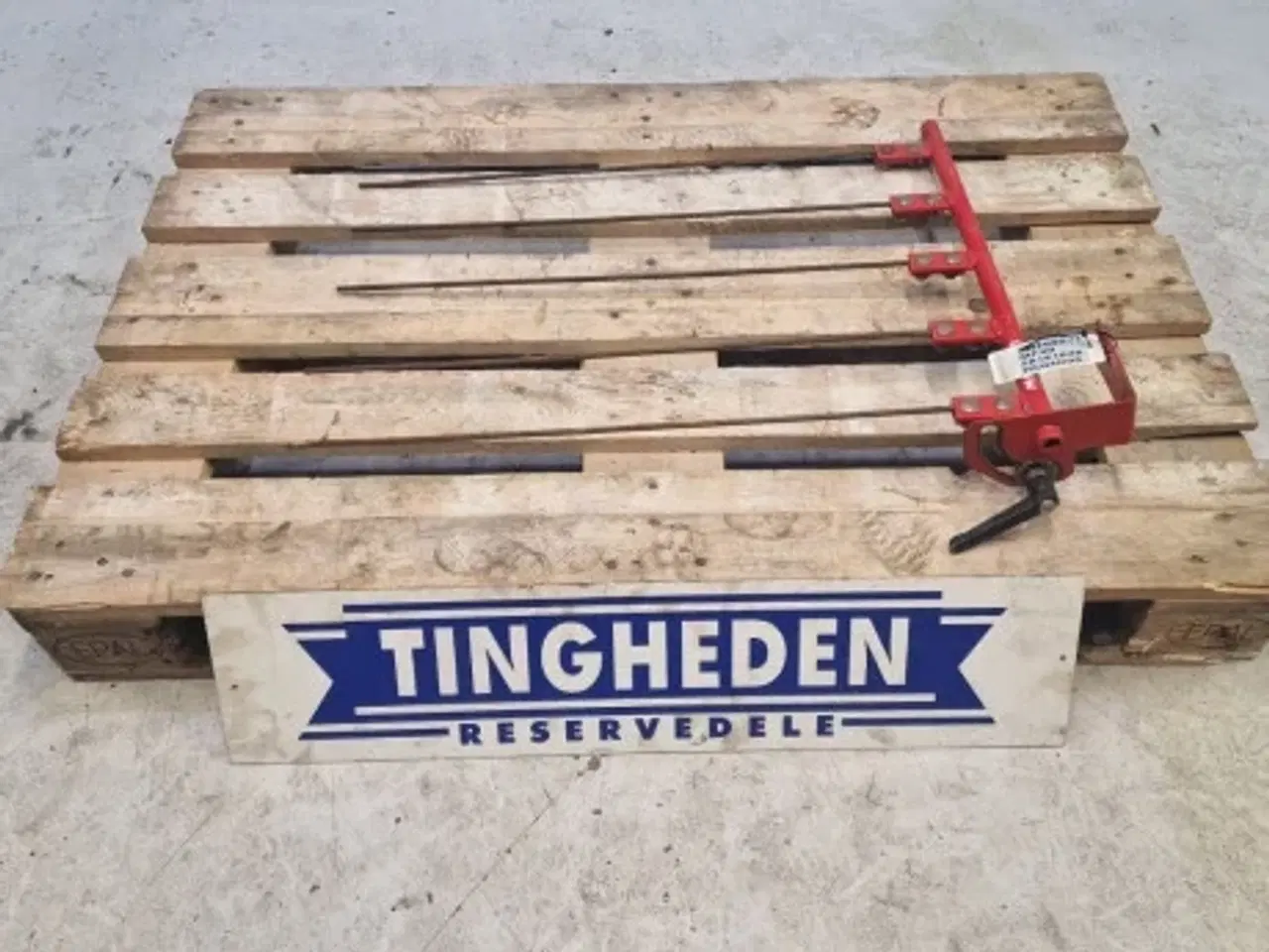 Billede 1 - Massey Ferguson 40 Hængselrør 28181527