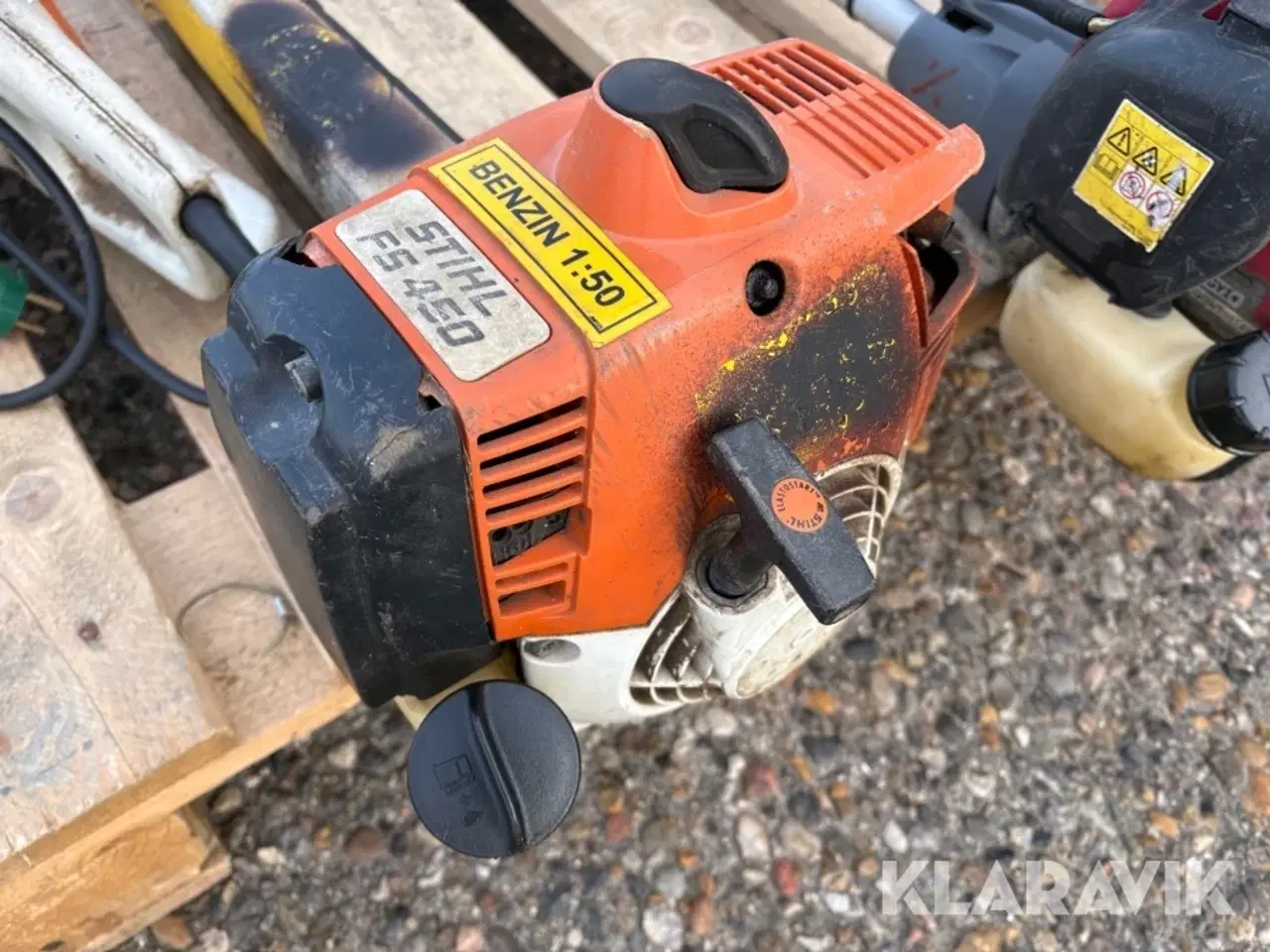 Billede 8 - Buskrydder 2 styk, kædesav og vertikalskærer Stihl, Honda, John Deere