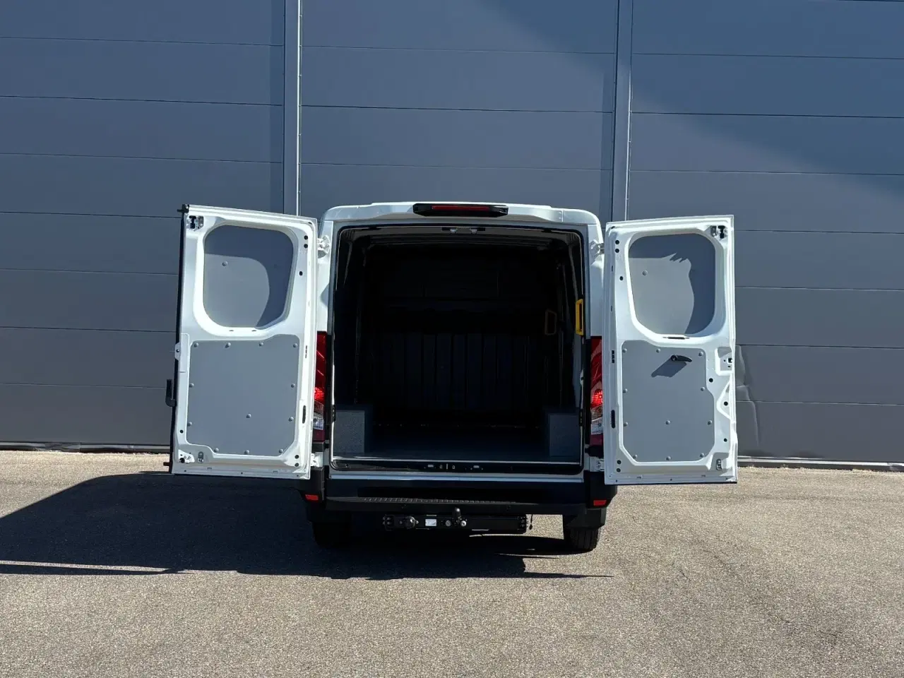 Billede 6 - Iveco Daily 2,3 35S16 9m³ Van AG8