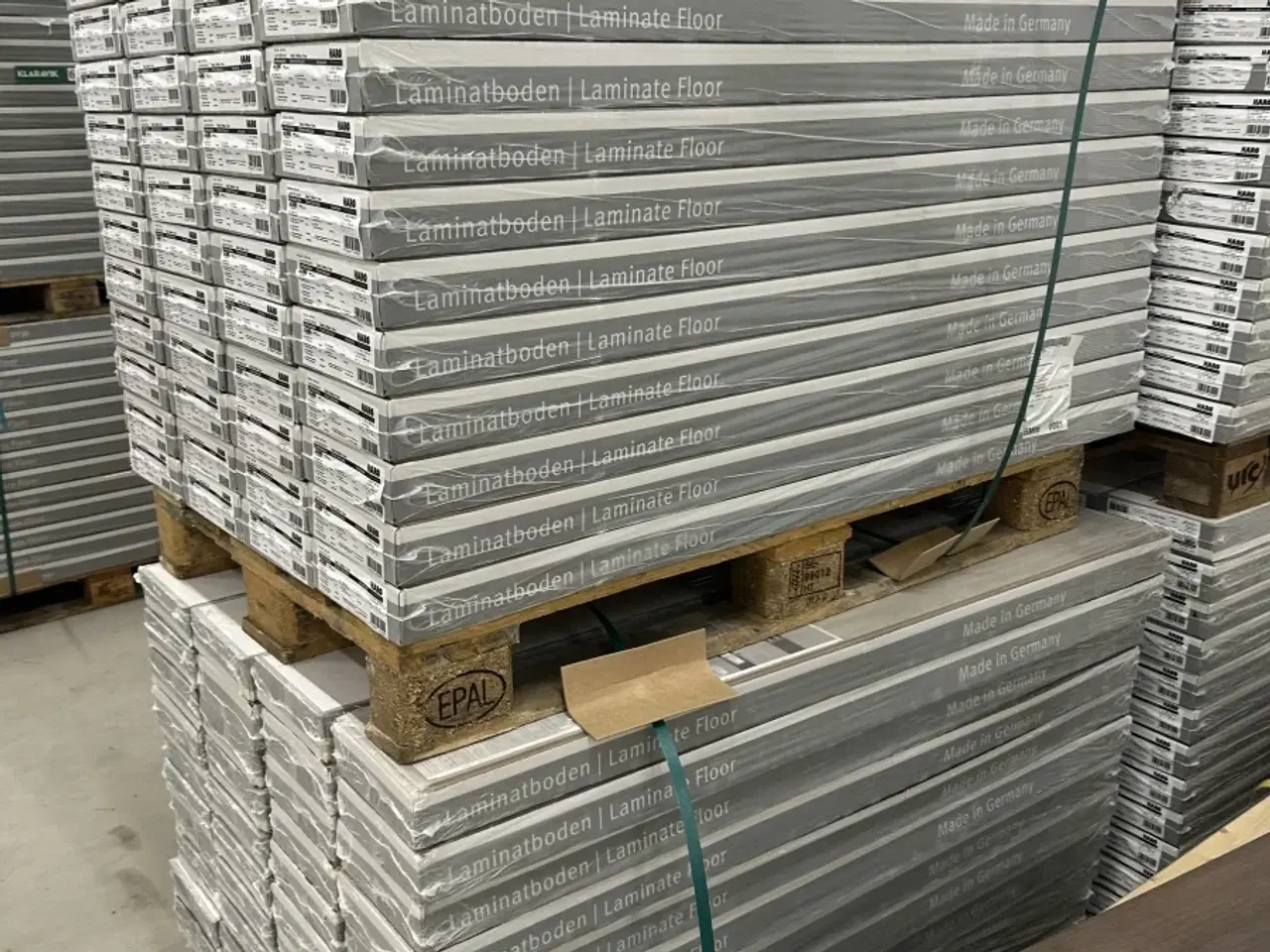 Billede 1 - Laminatgulv Haro Calla Grau 115 m2