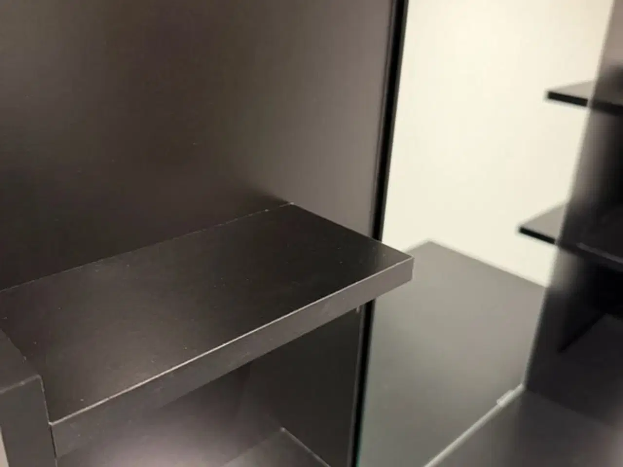 Billede 3 - Frisør/sminkebord