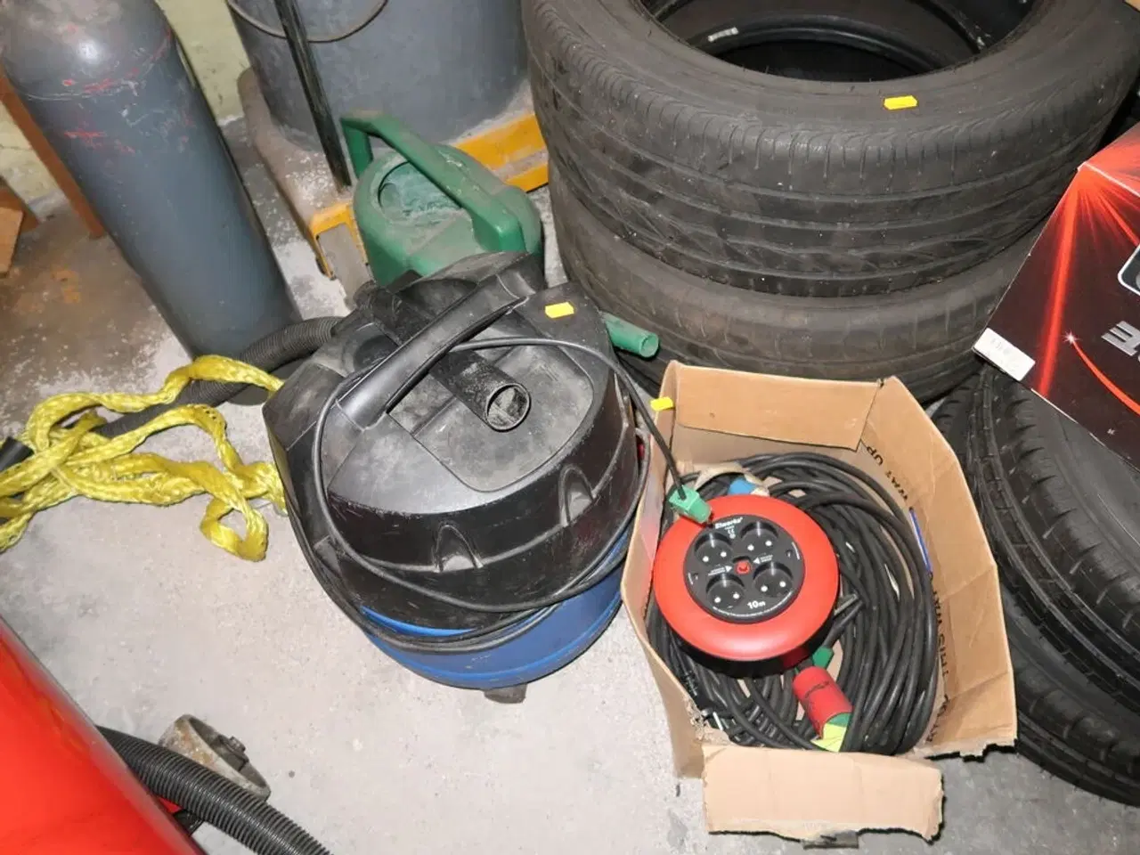 Billede 2 - 2 stk. støvsugere samt kabelrulle