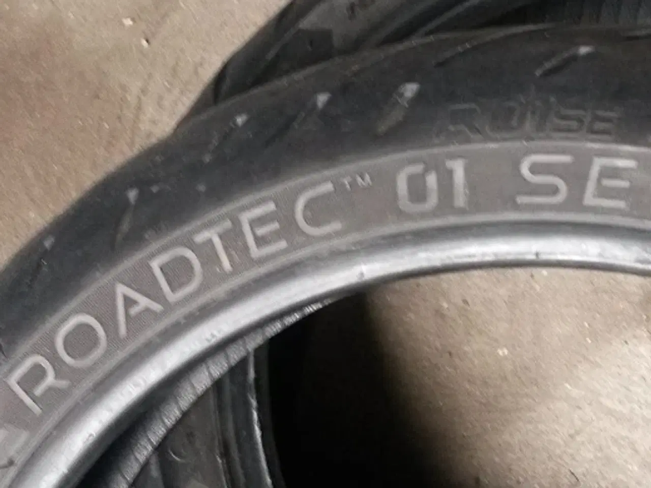 Billede 3 - MC dæk sæt, for og bag, 180/55-17 & 120/70-17