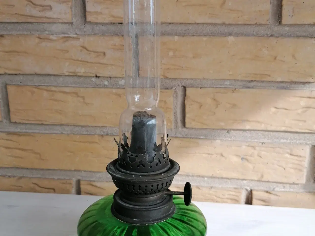 Billede 2 - 2 gamle petroleums lamper