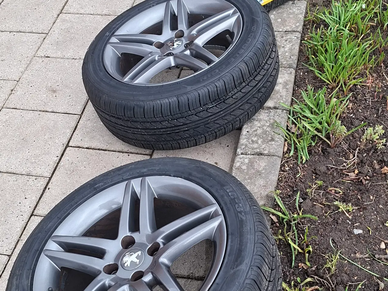 Billede 8 - Fælge med dæk