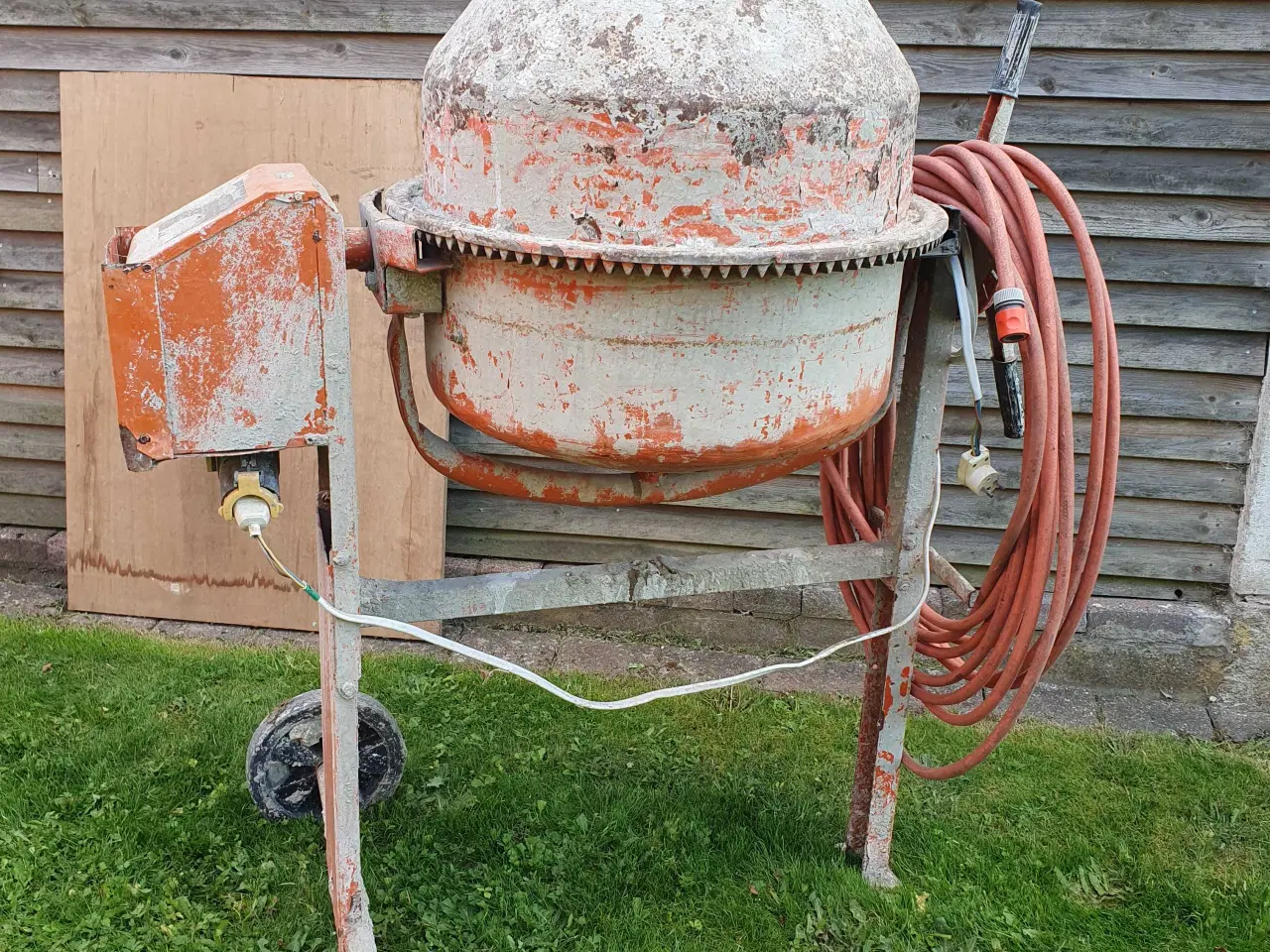 Billede 1 - Betonblander 