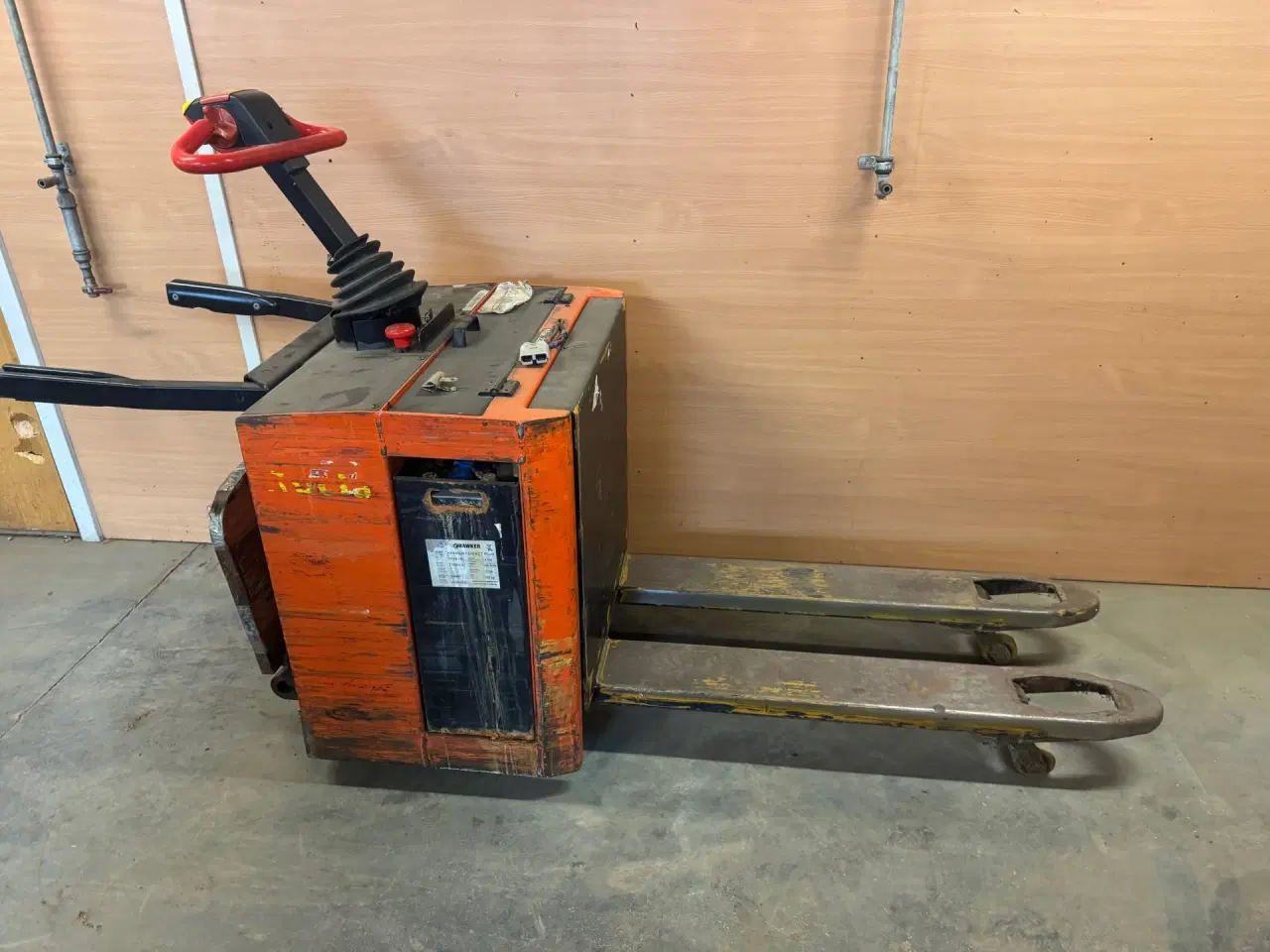 Billede 4 - Billig elektrisk palleløfter med ståplade.