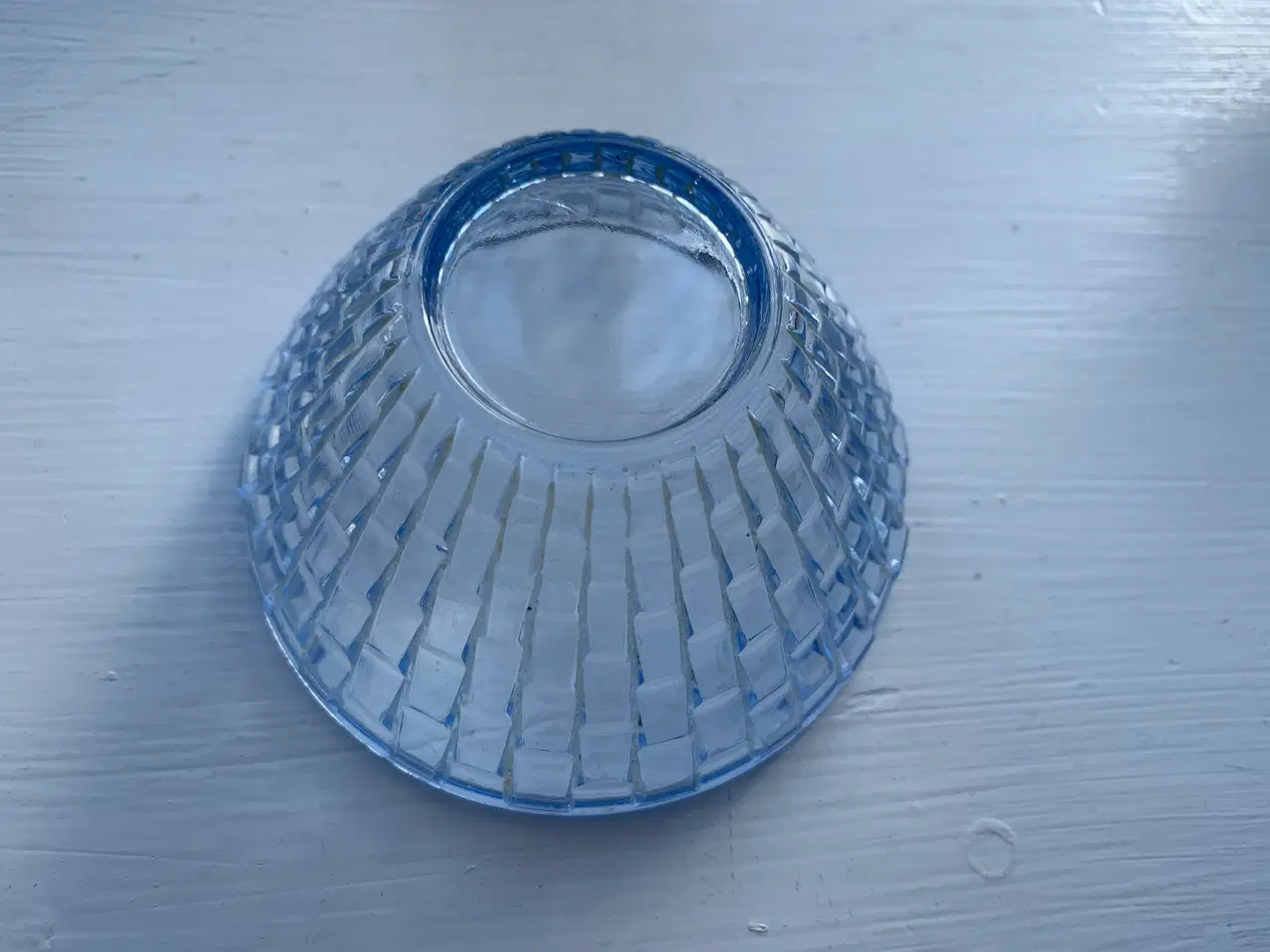 Billede 1 - 3 stk. ens lyseblå skåle i glas