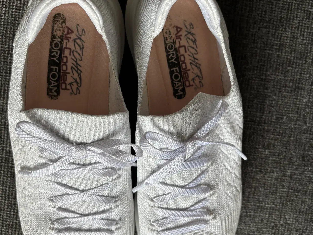 Billede 2 - Sketchers Sko.