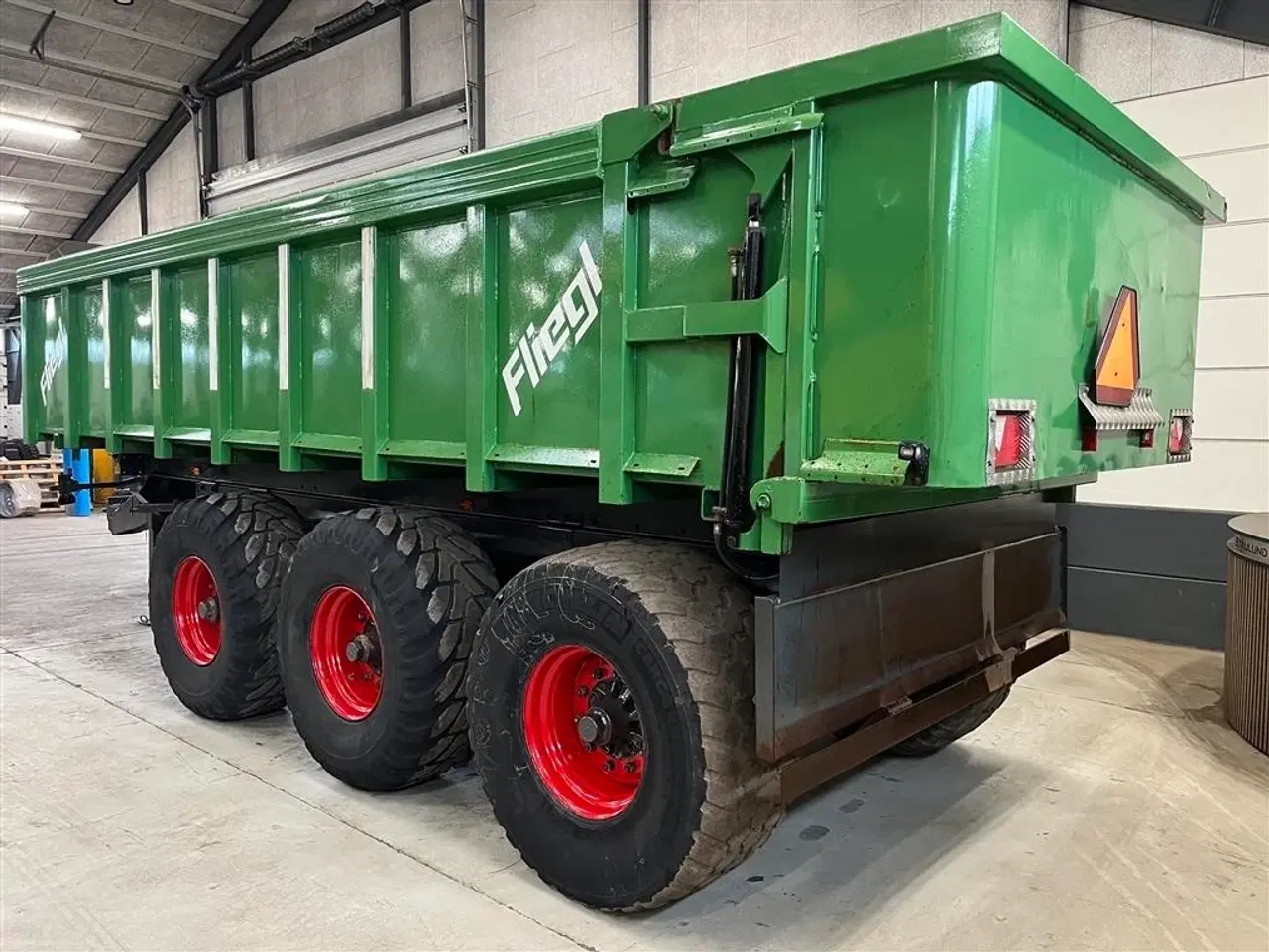 Billede 23 - Fliegl Den helt unikke Dumpervogn med afskub