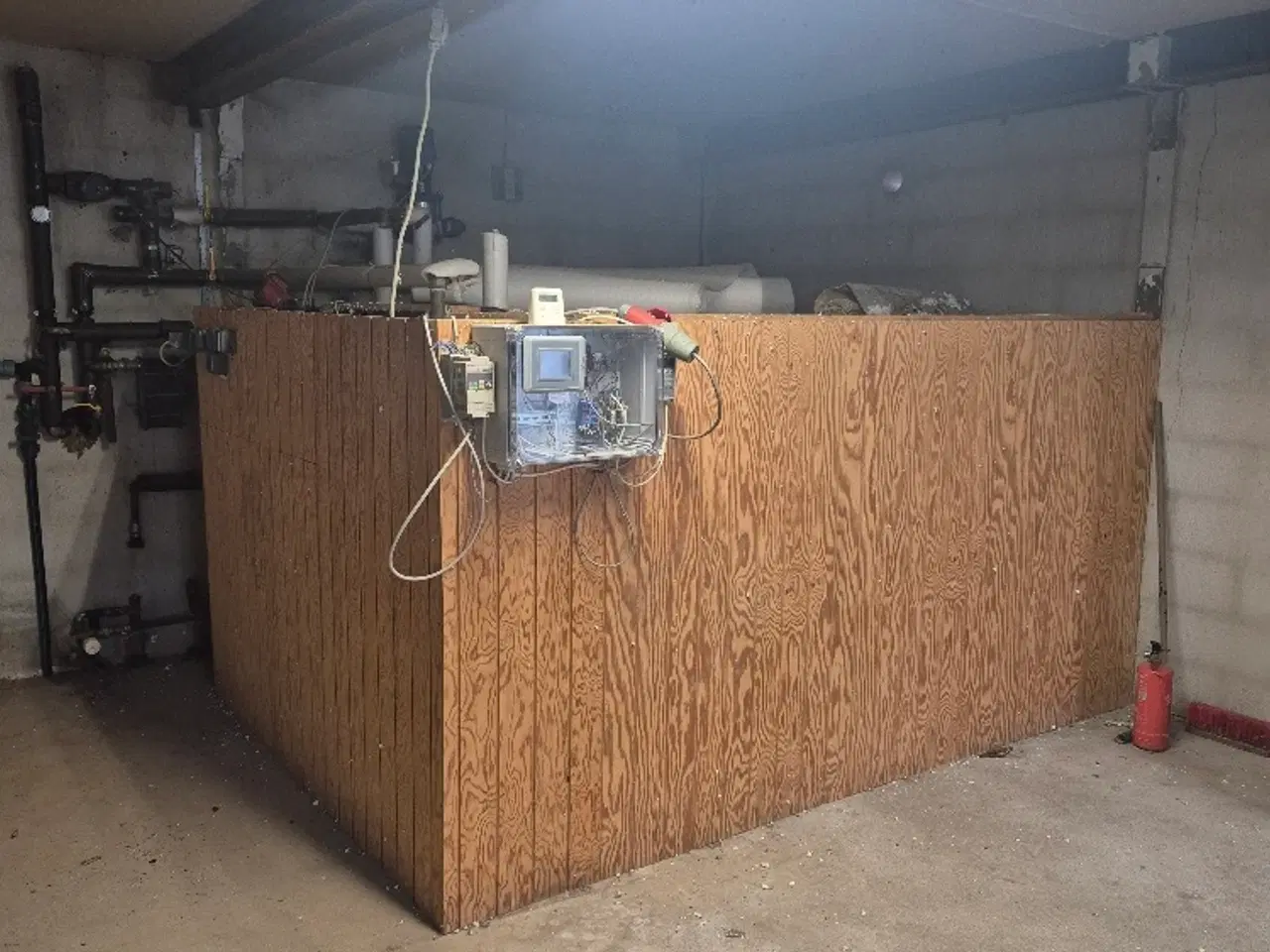 Billede 6 - Halmevarme med 3000 liters vandtank til gengæld