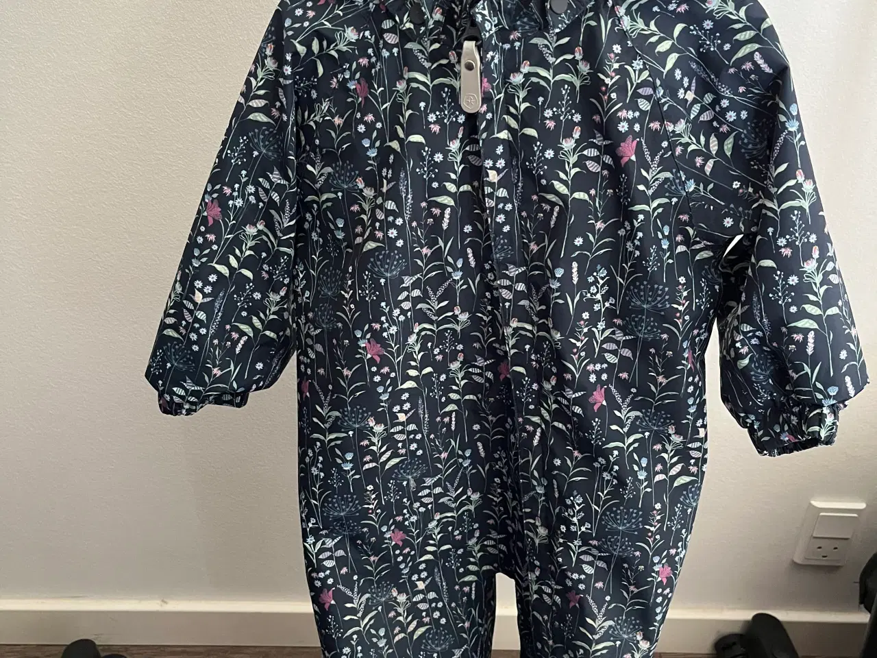 Billede 1 - Regndragt fra Color kids str. 86