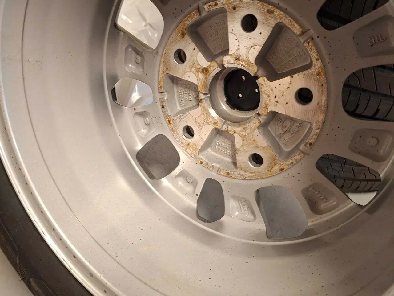 Billede 8 - Alufælge med dæk Ford Transit Custom 16 tommer nye