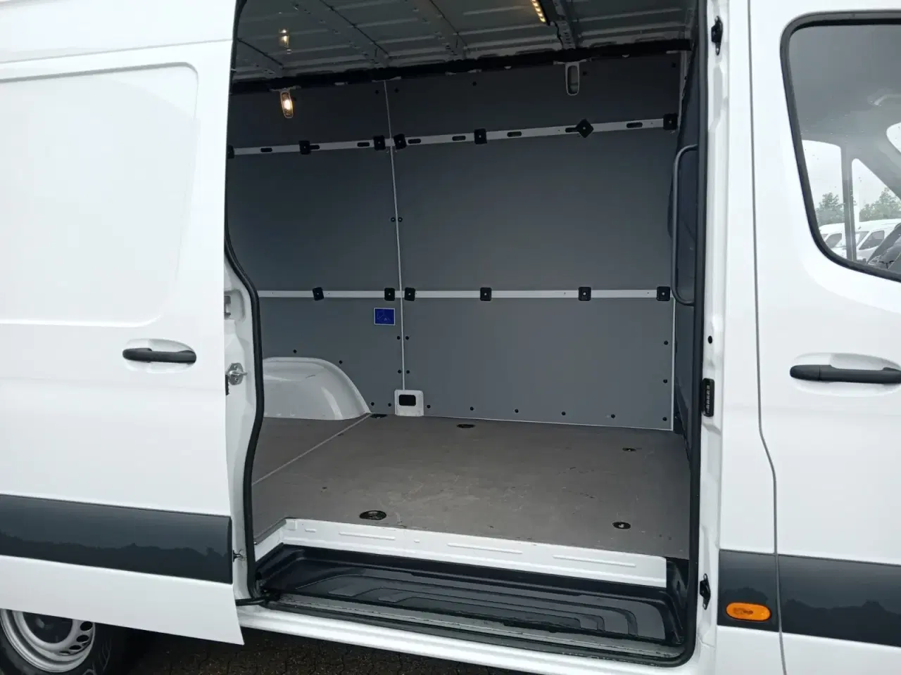 Billede 10 - Mercedes Sprinter 317 2,0 CDi A2 Kassevogn aut. RWD