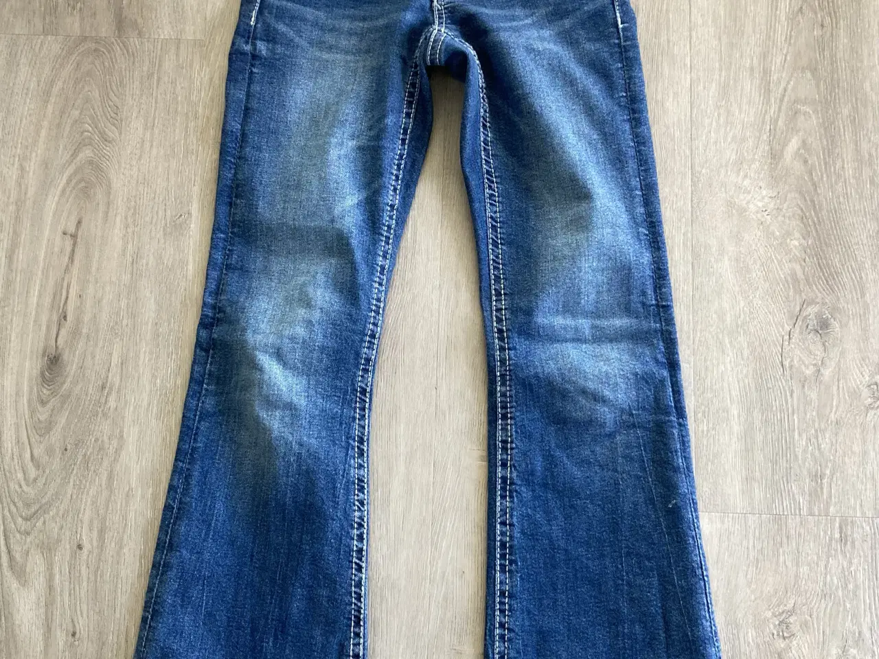 Billede 1 - Cowboybukser str. 158 fra Gina Tricot