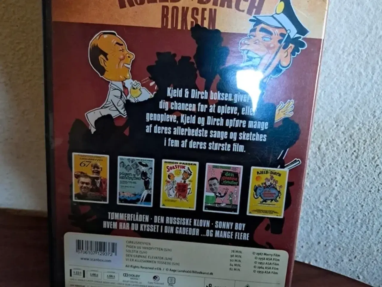 Billede 2 - Kjeld & Dirch boksen