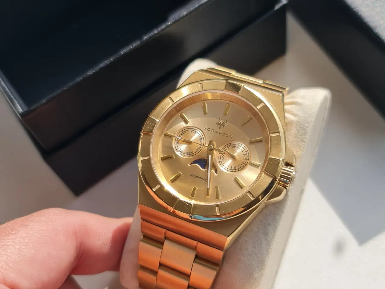 Billede 6 - Scorpion Herreur i Guld Design m. Moonphase & Dato