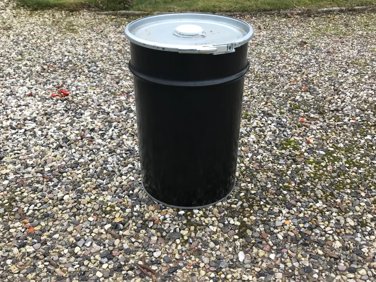 Billede 1 - Fodertønde til sikker opbevaring af foder