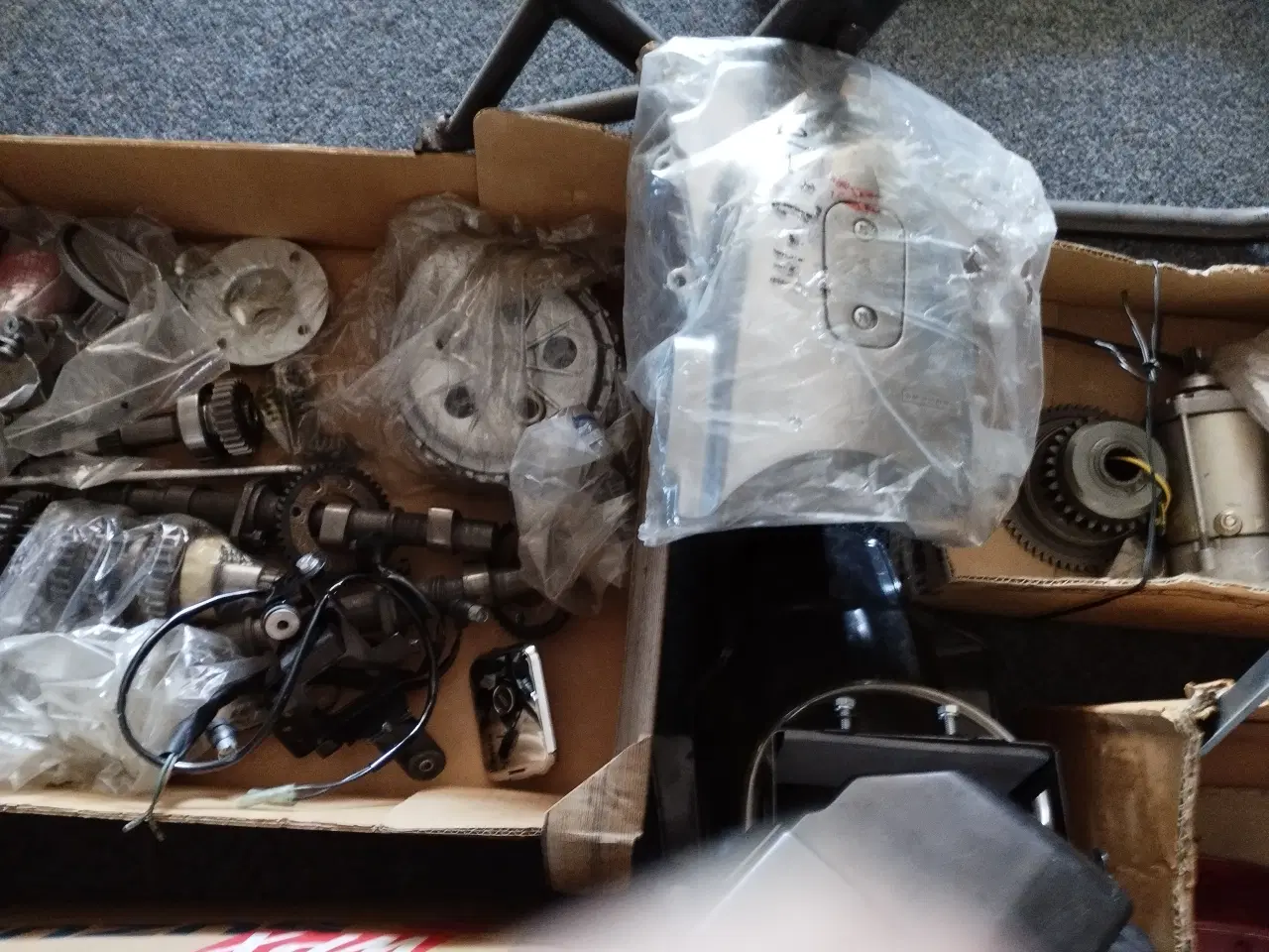 Billede 9 - Dele til Kawasaki Z 400J. årgang 1982, ( se %) 