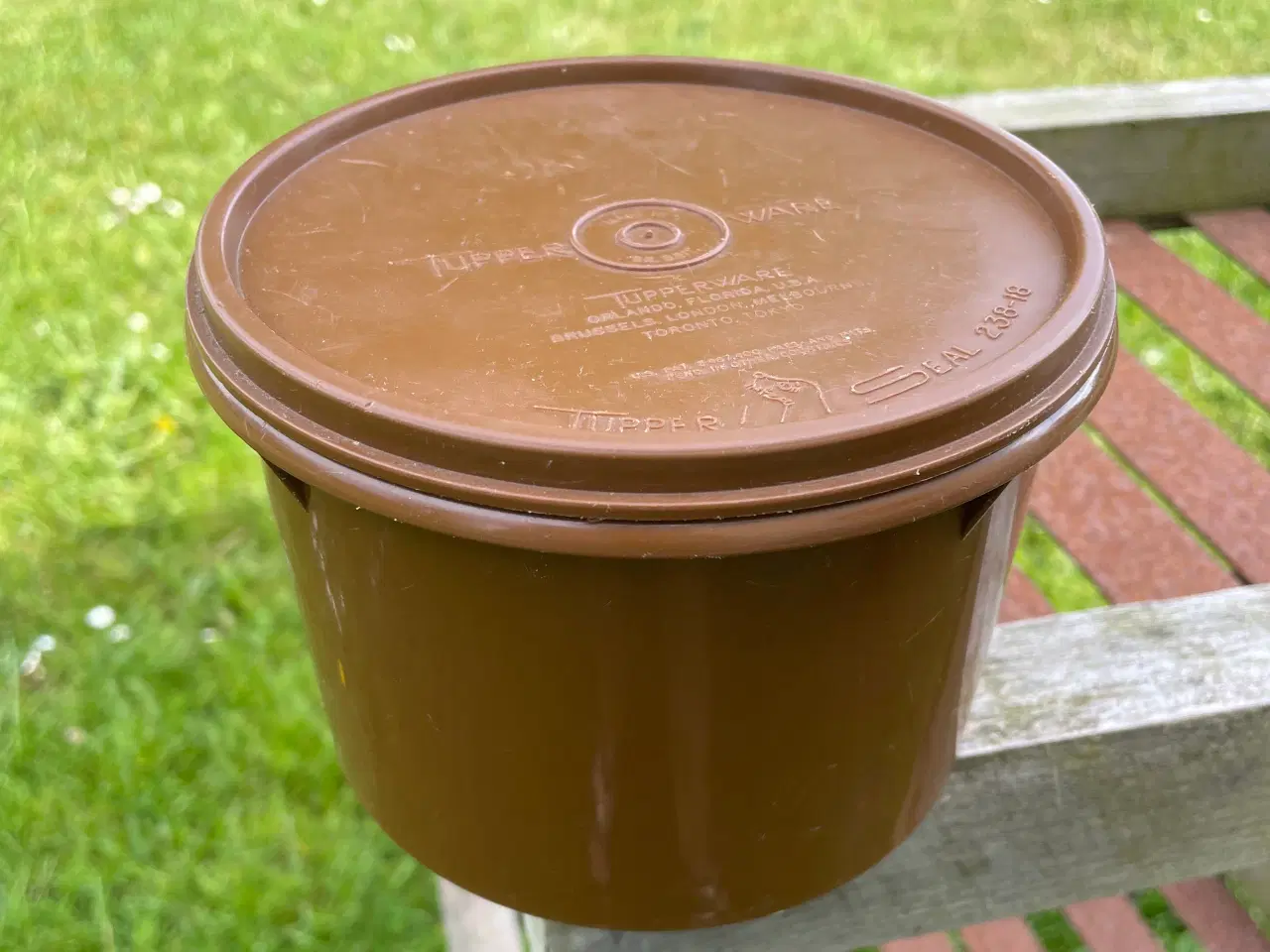Billede 2 - Tupperware dåse retro