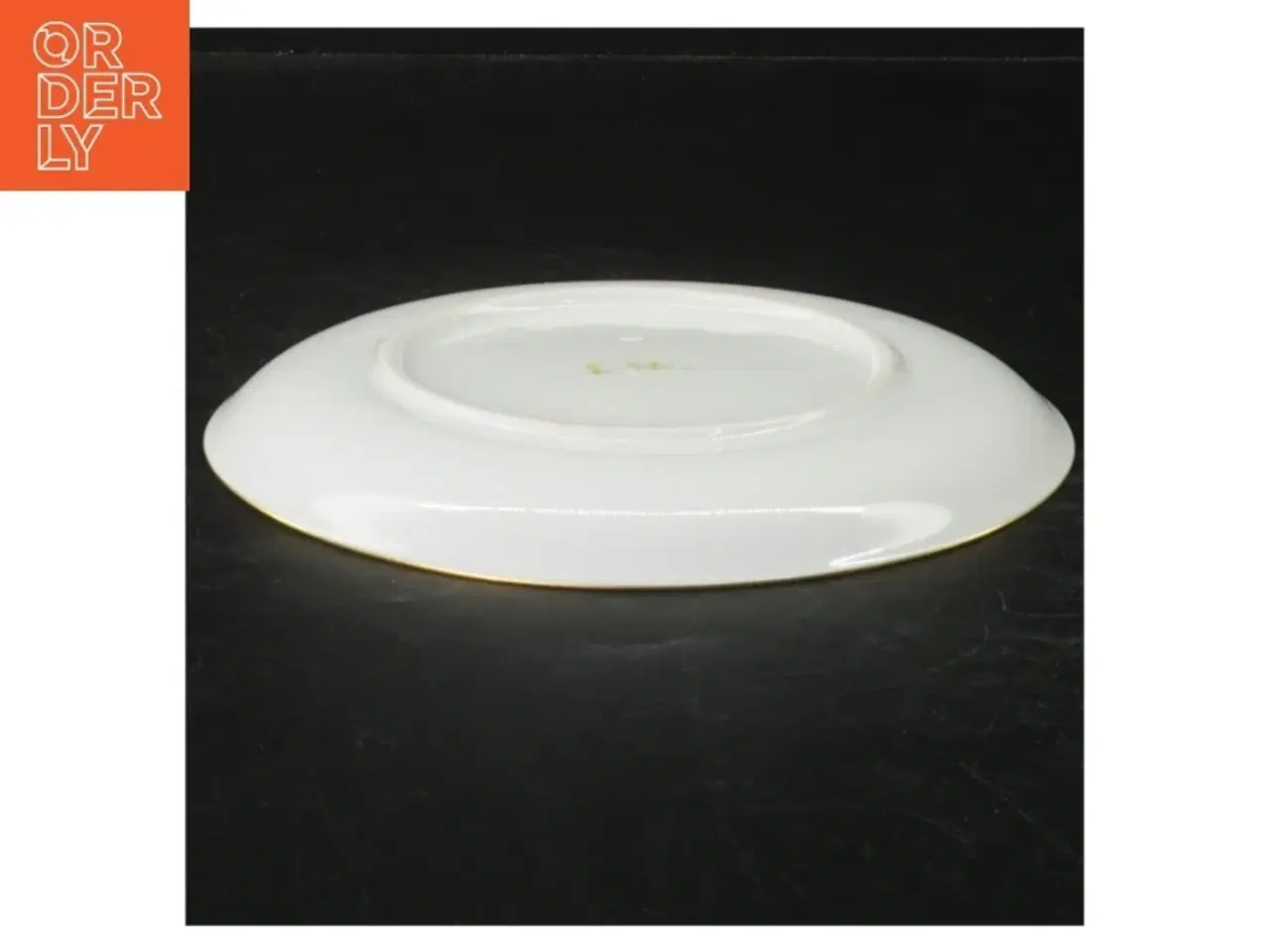 Billede 2 - Dekorativ porcelænstallerken med fuglemotiv fra E. M. (str. Ø. 17 cm)