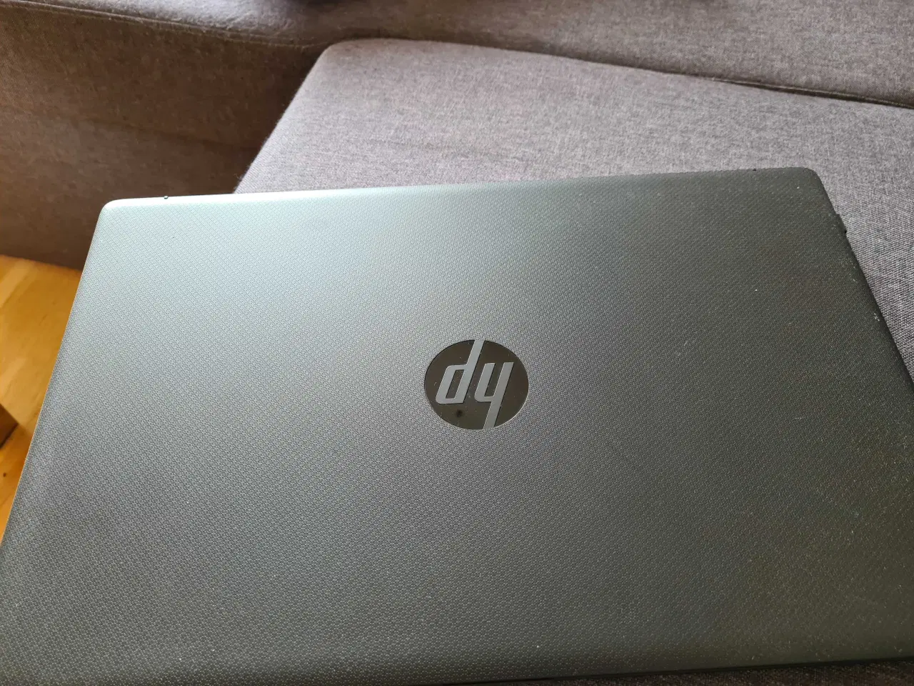 Billede 1 - Næsten ny bærbar 