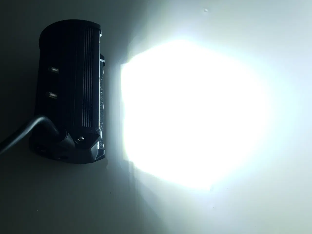 Billede 2 - NY! 30 LED 9600LM 12-24V 6000K IP67 90W / LED BAR 