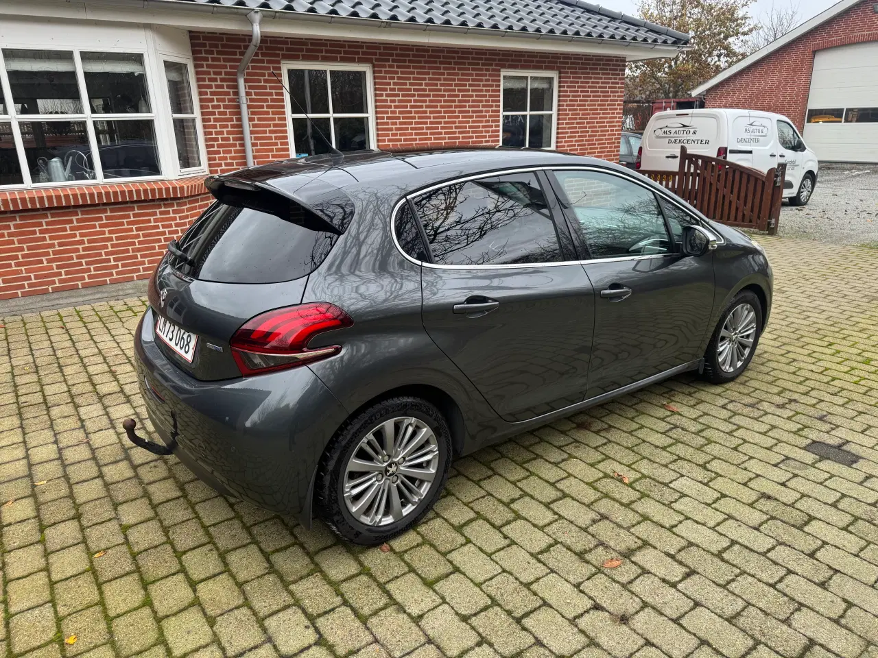 Billede 3 - Peugeot 208 1.6 Bluehdi allurre sky