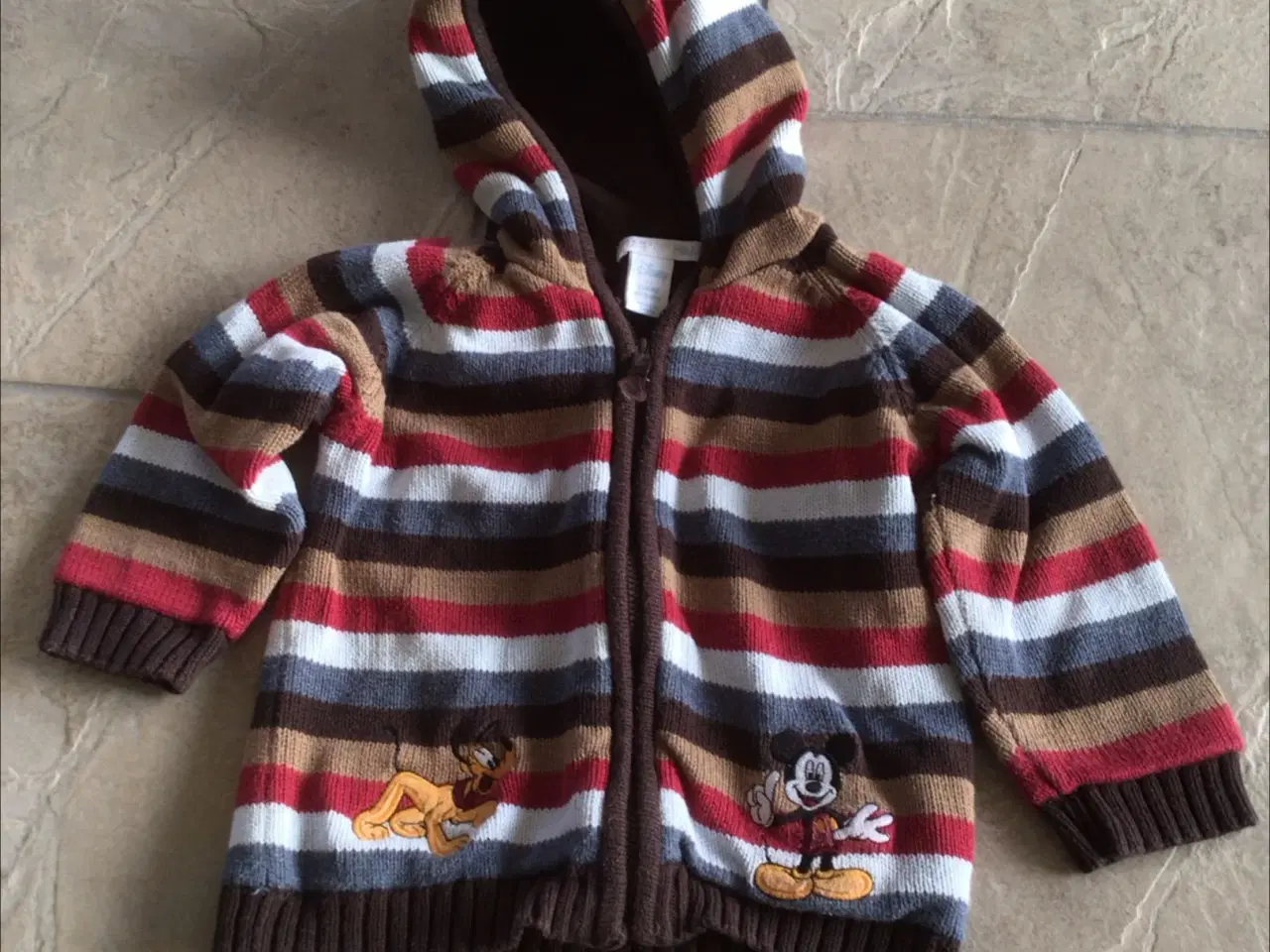 Billede 1 - Disney hættetrøje med foder str.80