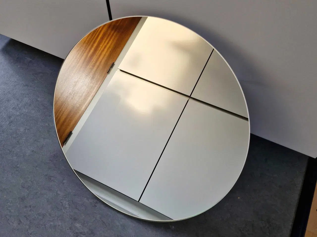 Billede 2 - Spejlskab til badeværelse