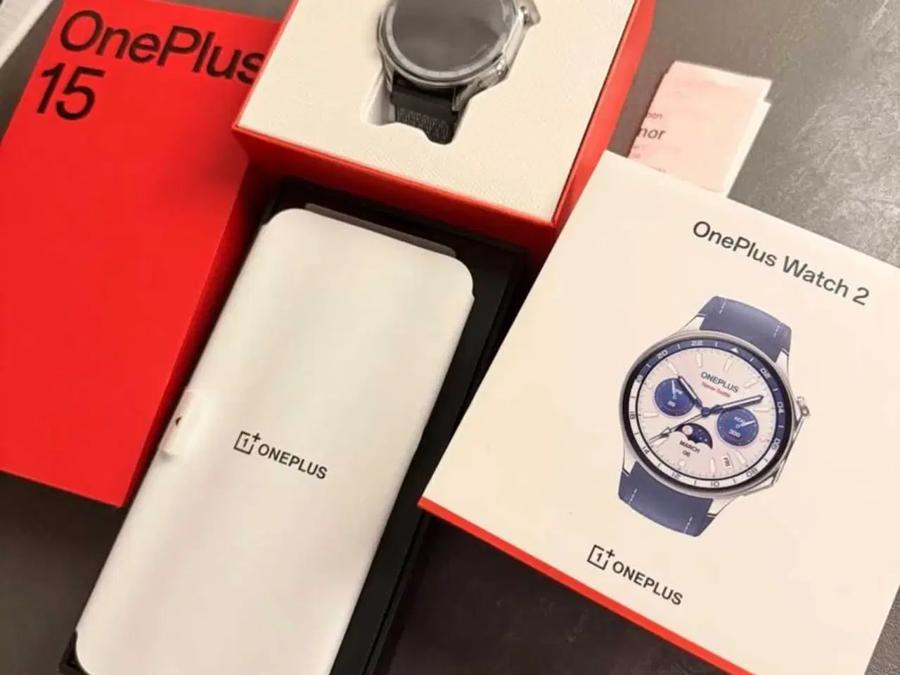 Billede 1 - Helt ny OnePlus 15 med OnePlus watch 2
