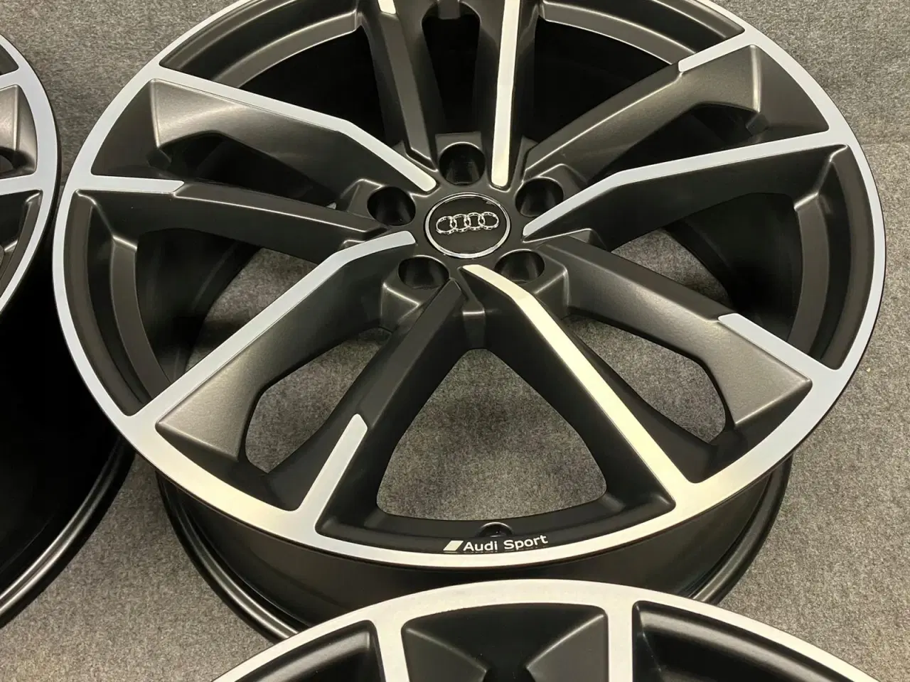 Billede 4 - ALUFÆLGE AUDI A7 S7 RS7 C8 4K8 20"