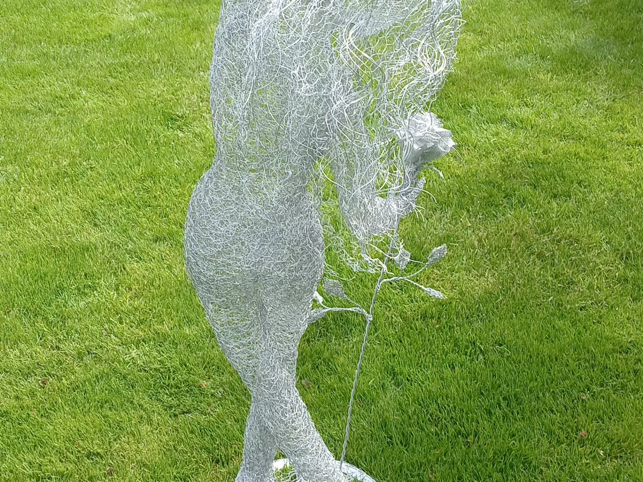 Billede 5 - Dekoration, ornament,haveskulptur - Dans med roser