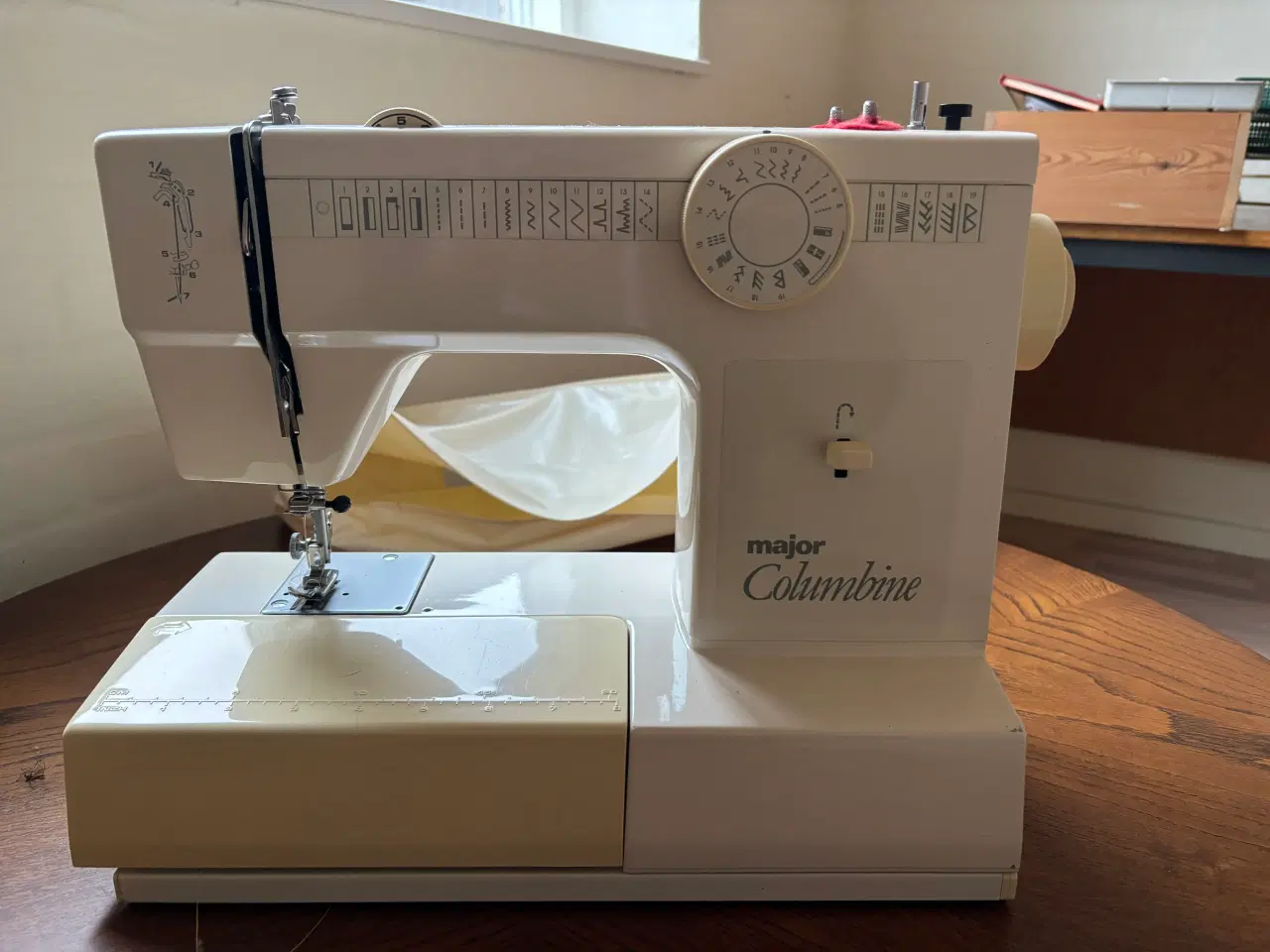 Billede 2 - Symaskine columbine