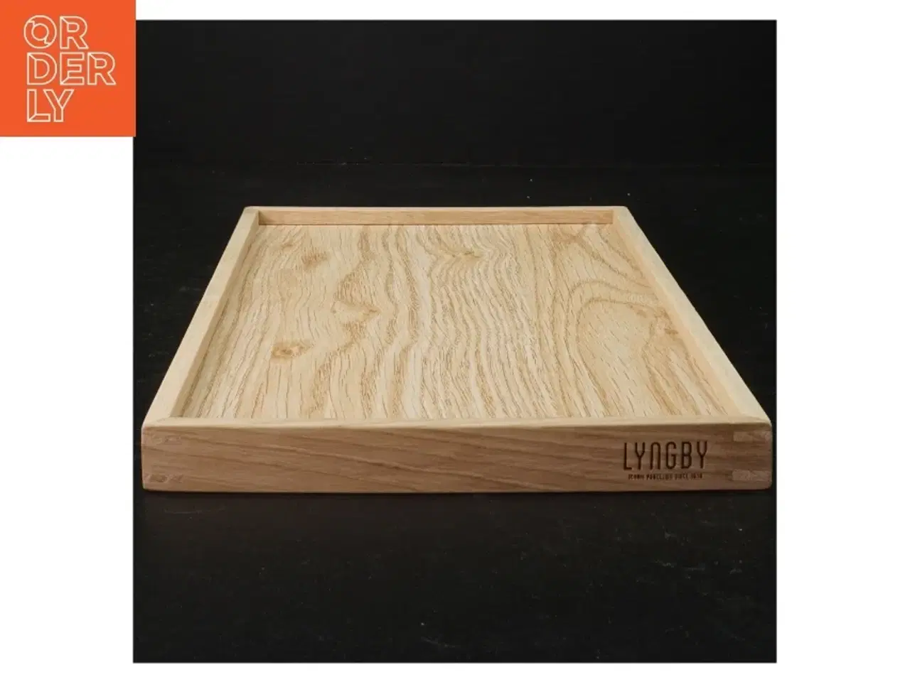 Billede 2 - Træbakke fra Lyngby (str. 31 x 20 cm)
