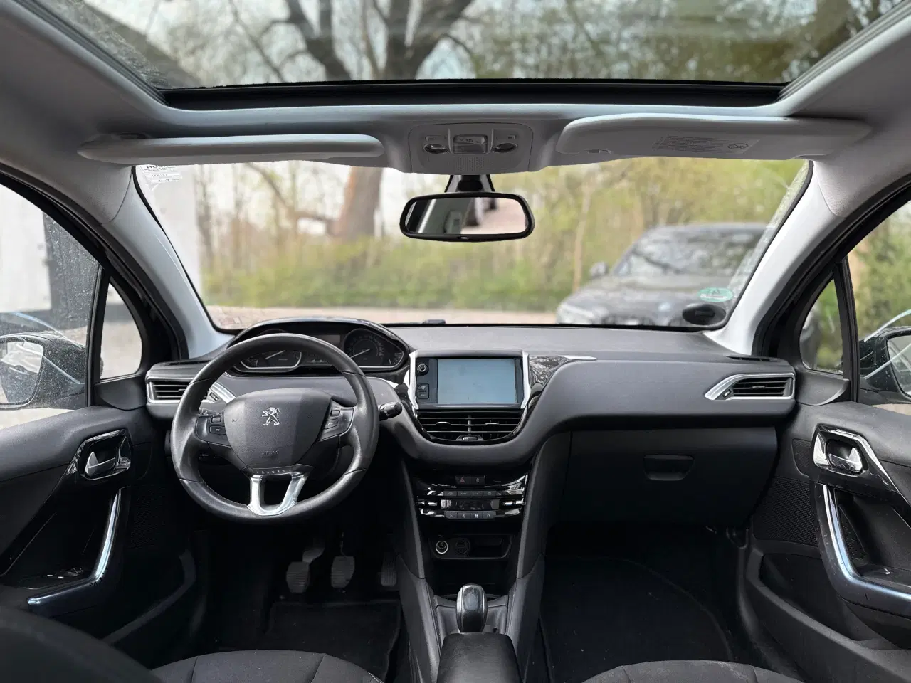 Billede 4 - Peugeot 208 1,2 Allure sky 
