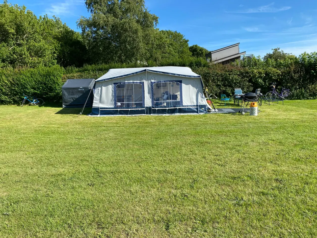 Billede 11 - Velholdt fastliggervogn sælges med  nyt sommertelt