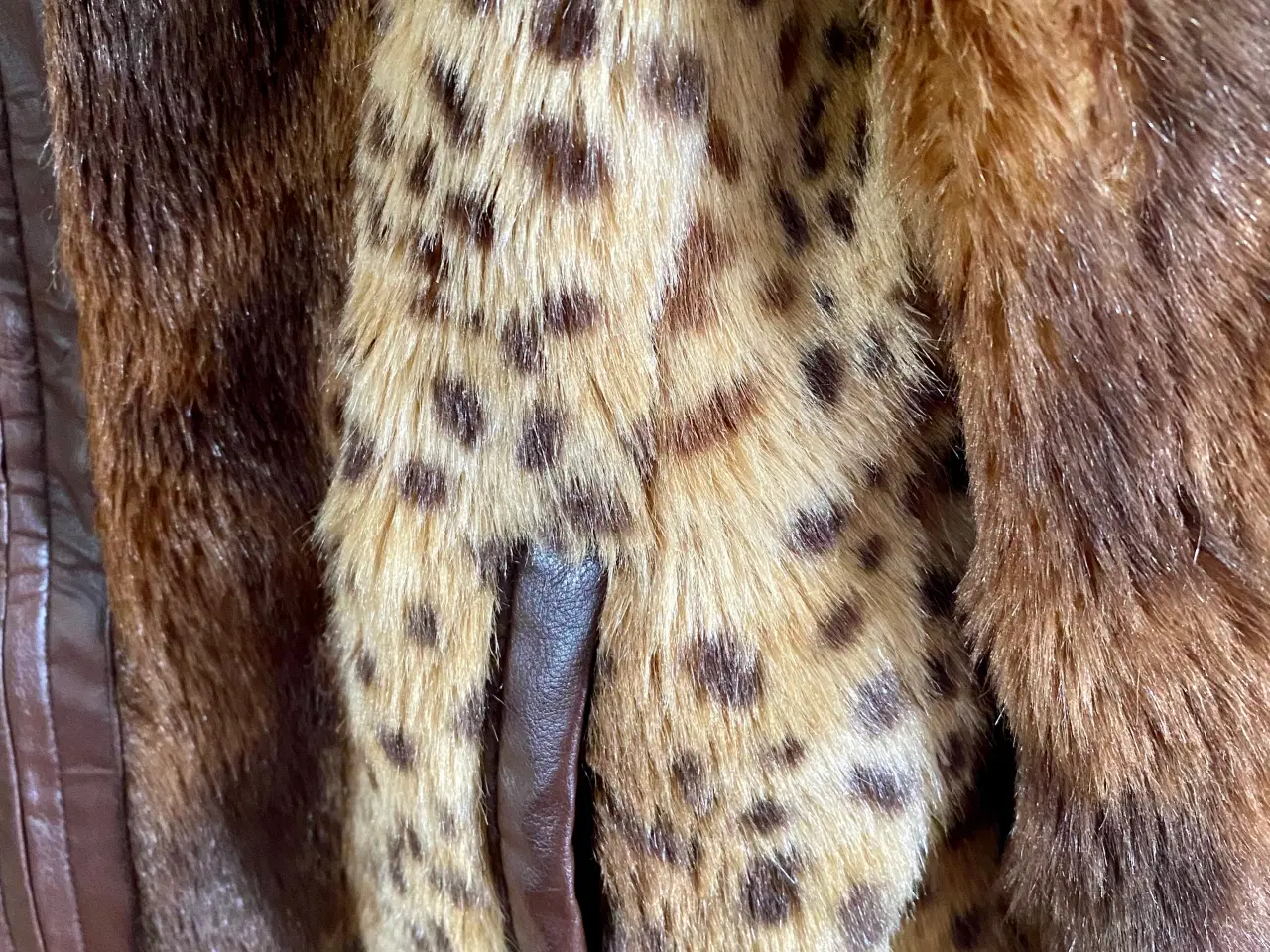 Billede 5 - Leopard jakke til salg