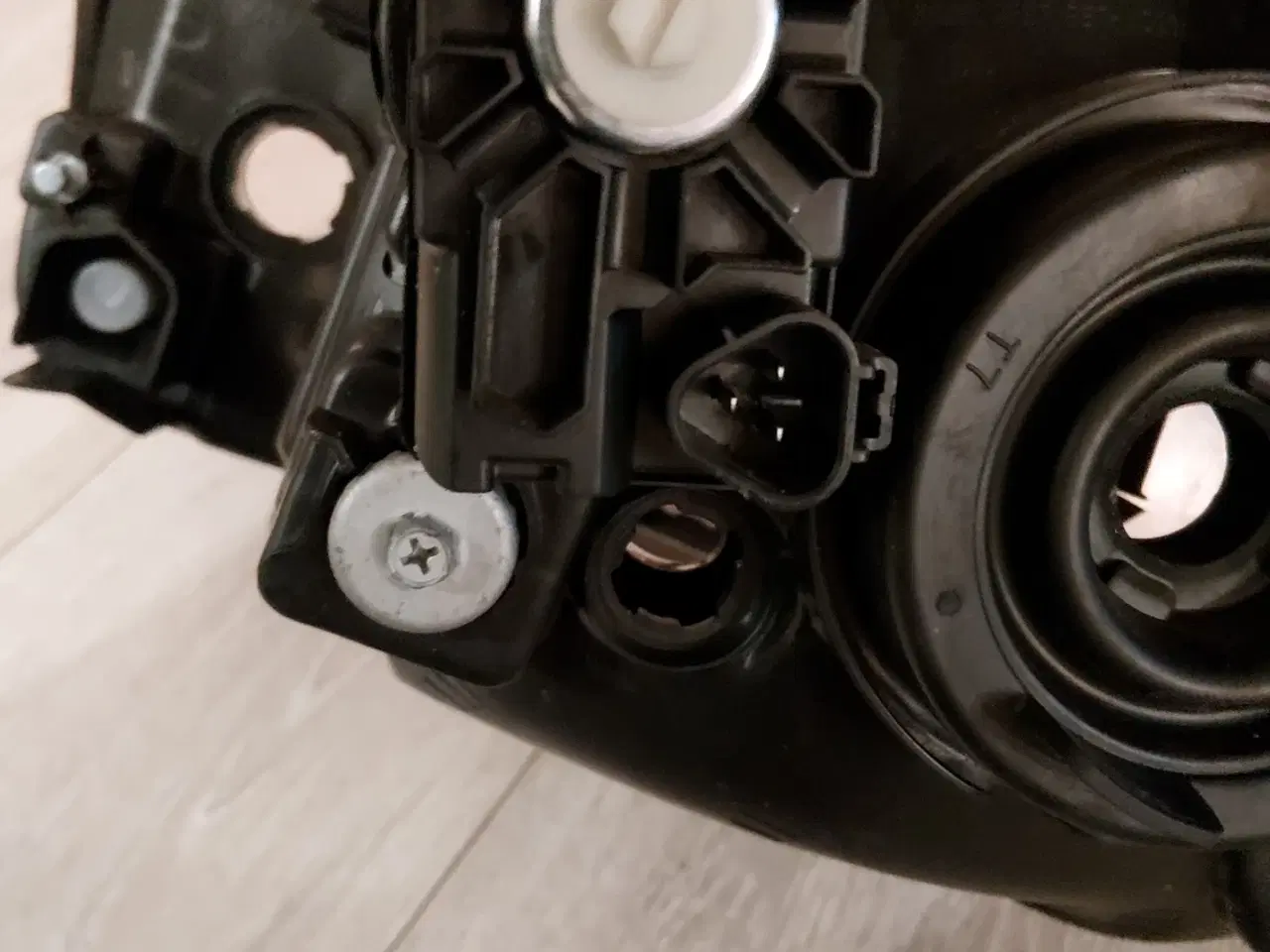 Billede 8 - Suzuki SX4 forlygter