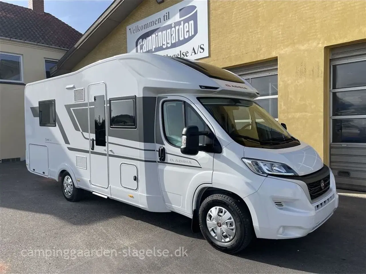 Billede 1 - 2023 - Adria Coral Plus 670 SLT   VOGNEN ER PÅ LAGER