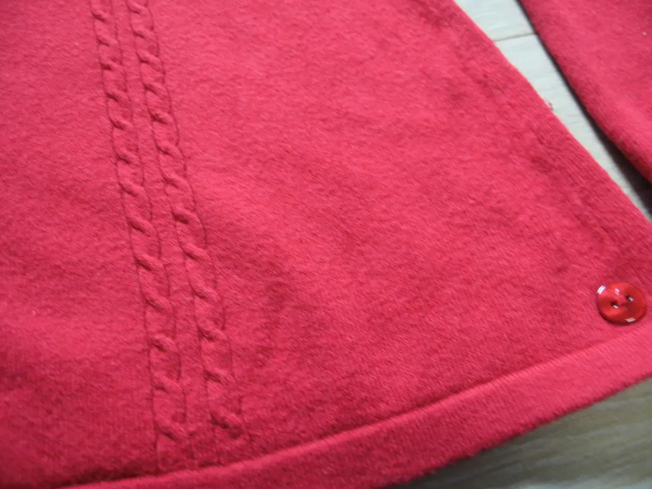 Billede 1 - Rød Claire bluse str 44