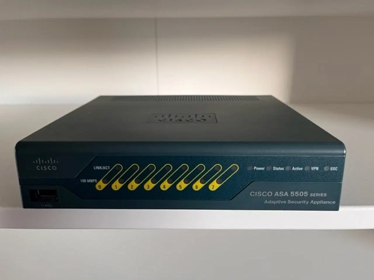 Billede 1 - CISCO ASA 5505 Firewall switch