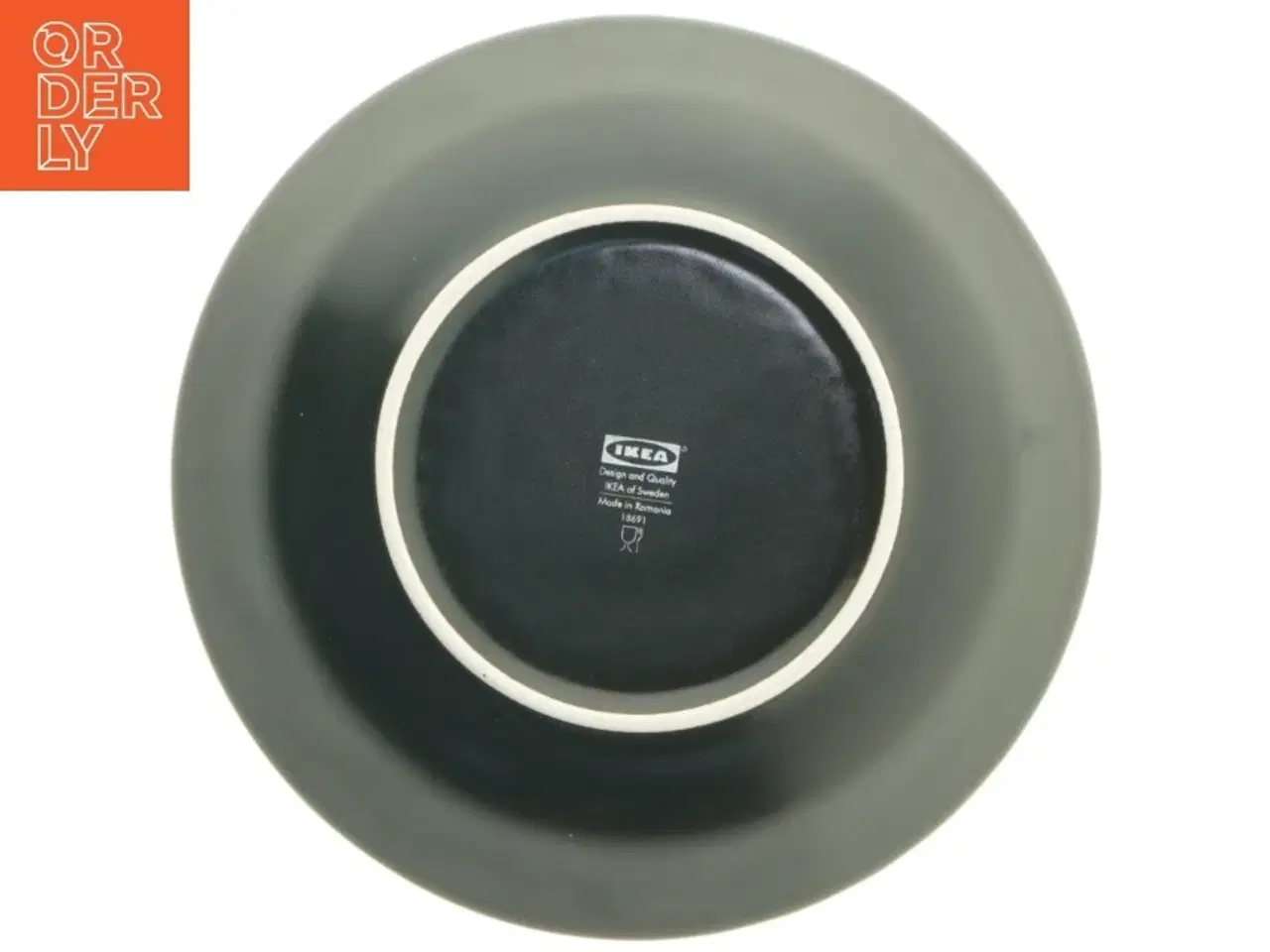 Billede 3 - Sæt af sorte dybe tallerkener fra IKEA (str. Ø 22x5 cm)