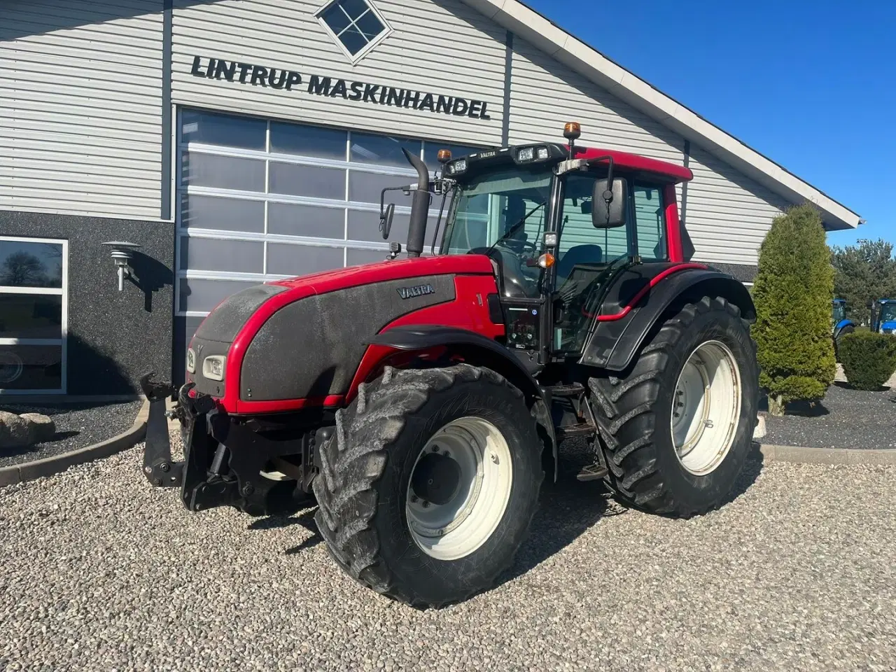 Billede 2 - Valtra T171 Frontlift og fuld affjedring