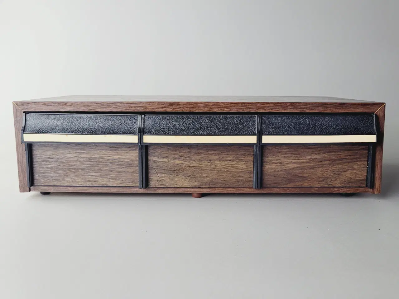 Billede 4 - ⭐️· 🎶 Vintage Kassetteboks / Opbevaring Træ-look