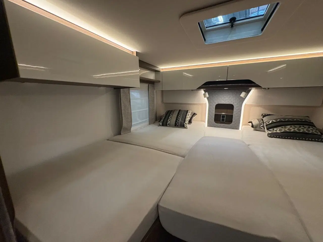 Billede 10 - Hymer B-ML I880 2,0 CDi 170 aut.