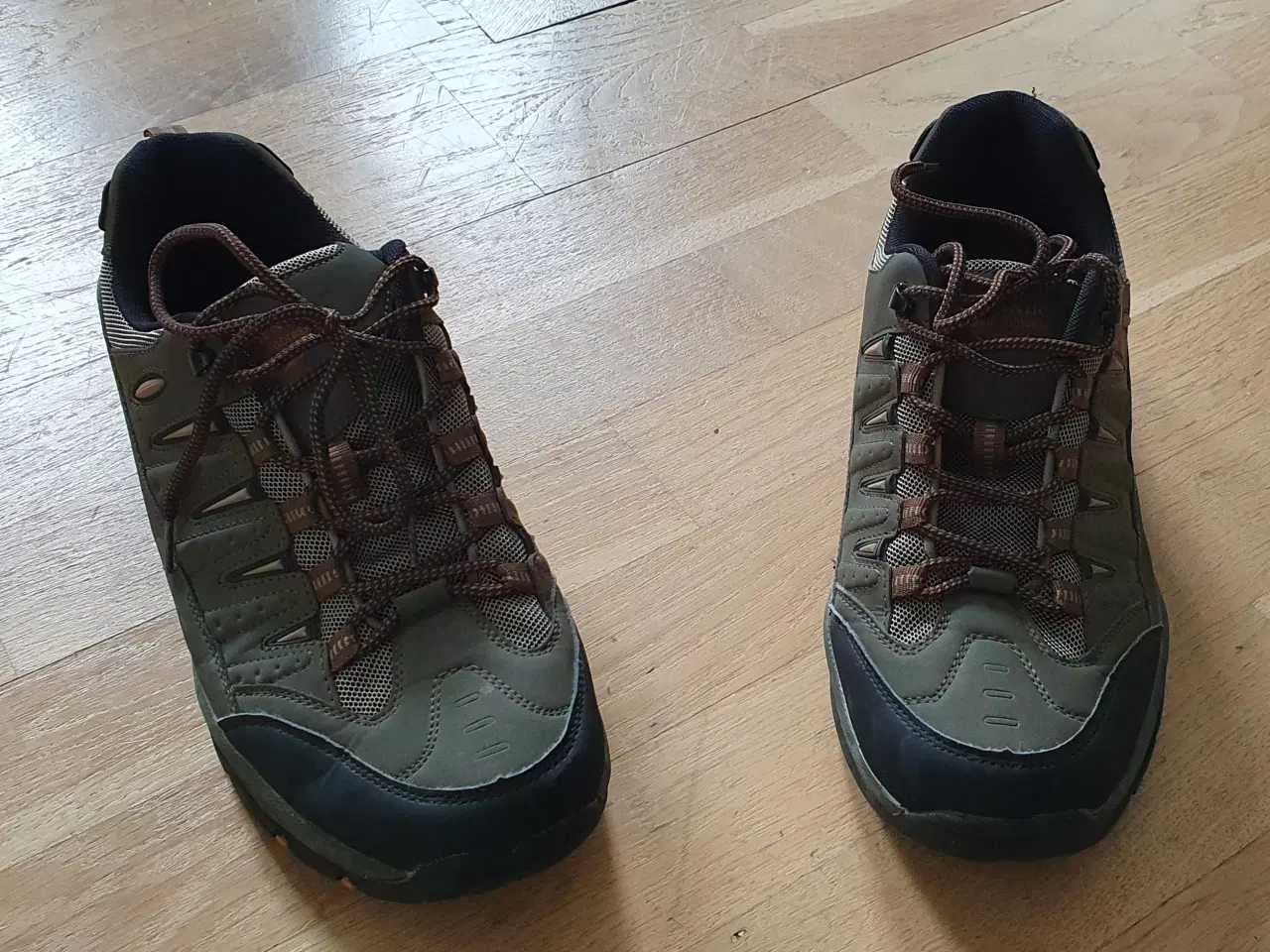 Billede 2 - Fritidssko 