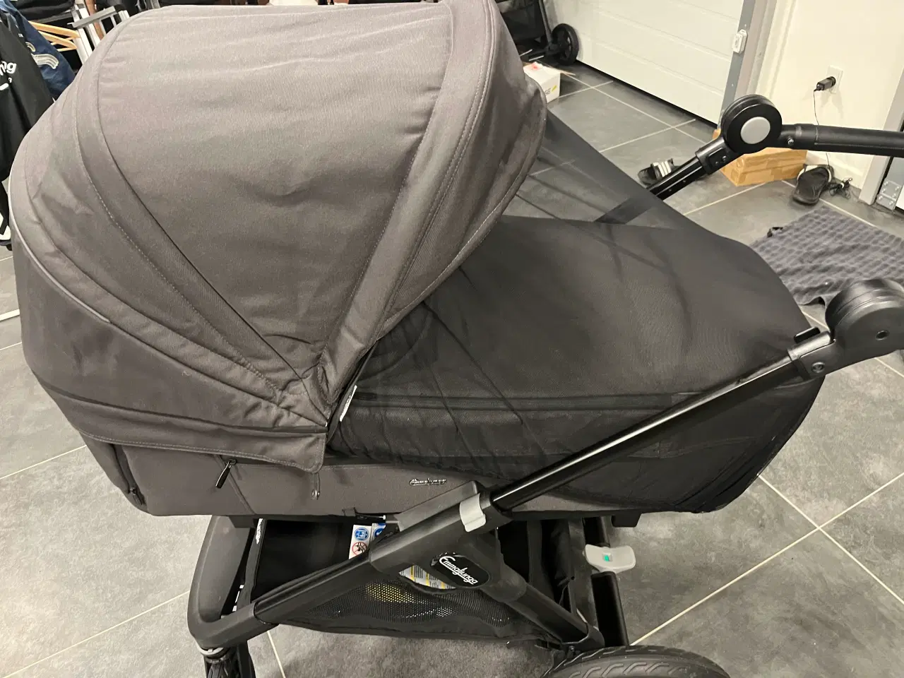 Billede 1 - Emmaljunga barnevogn med ekstra kasse